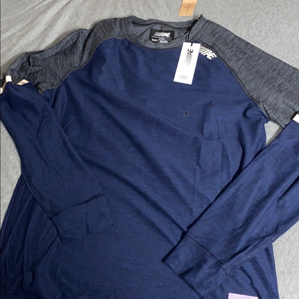 American eagle flex long sleeve